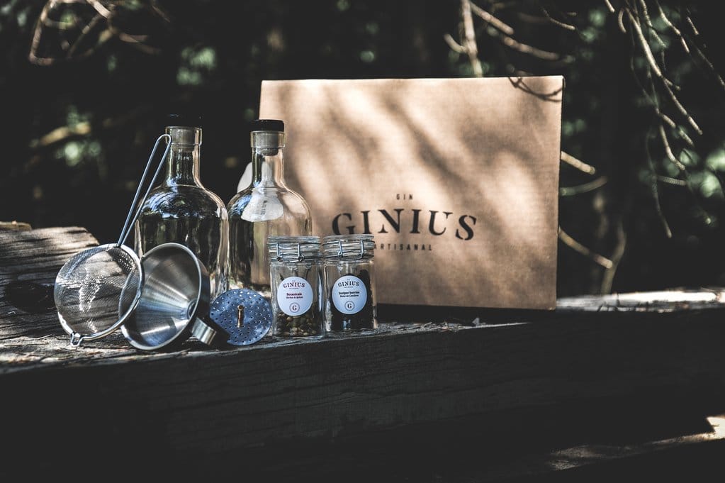 Kit pour faire son gin maison à offrir en cadeau de Fête des Pères