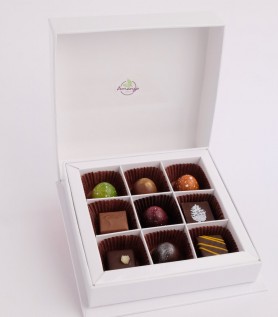 Boîte de chocolats – 9 chocolats Amango