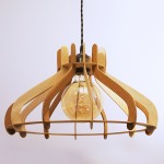 Lampe suspendue vintage en bois - Merisier & Chêne