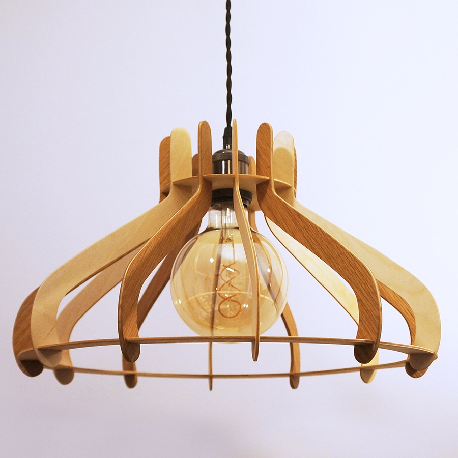 Lampe suspendue vintage en bois – Merisier & Chêne