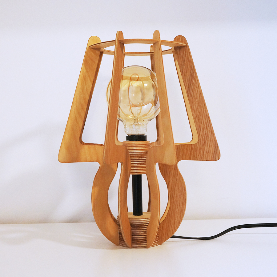Cliquez ici pour acheter Lampe de table en bois- Merisier & Chêne