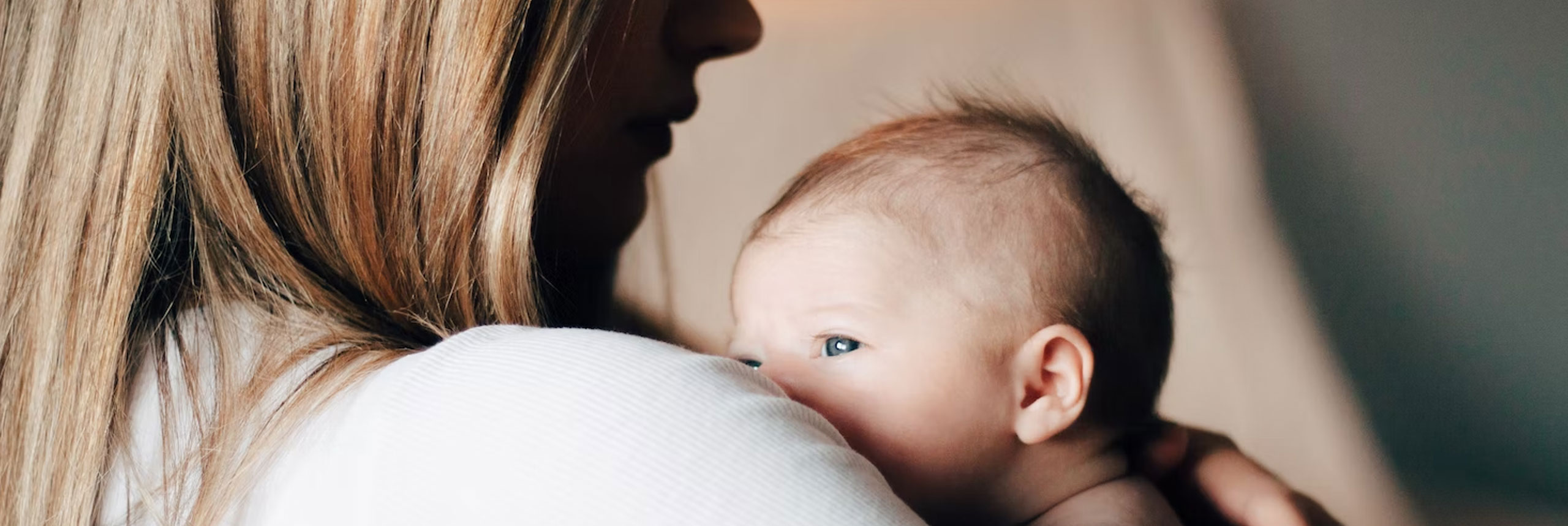 Quoi offrir à une nouvelle maman? 8 idées cadeaux pour une jeune