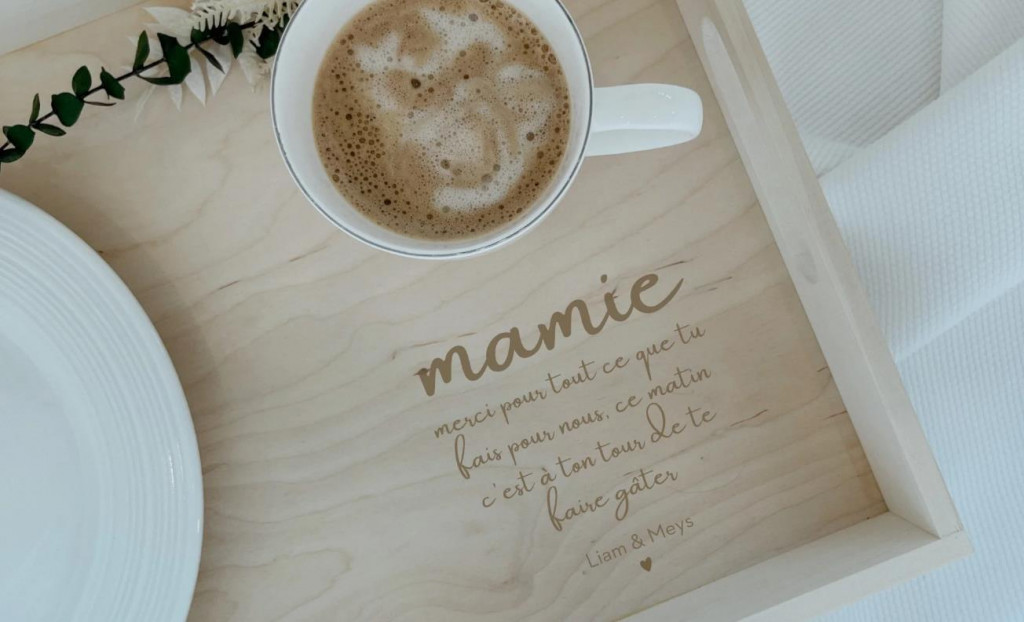 20 idées de cadeaux à offrir à une grand-maman au Québec