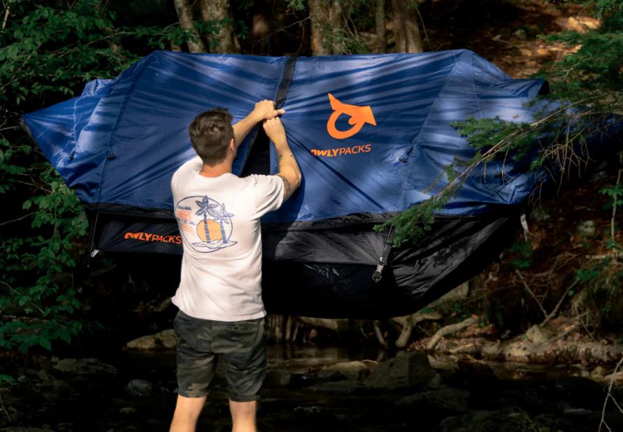 Tente-hamac à offrir en cadeau pour papa qui adore le plein air et le camping