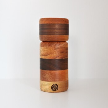 Moulin à poivre artisanal en bois – 6 po