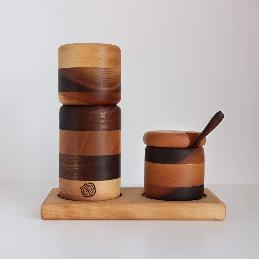 Duo moulin à poivre et main de sel en bois