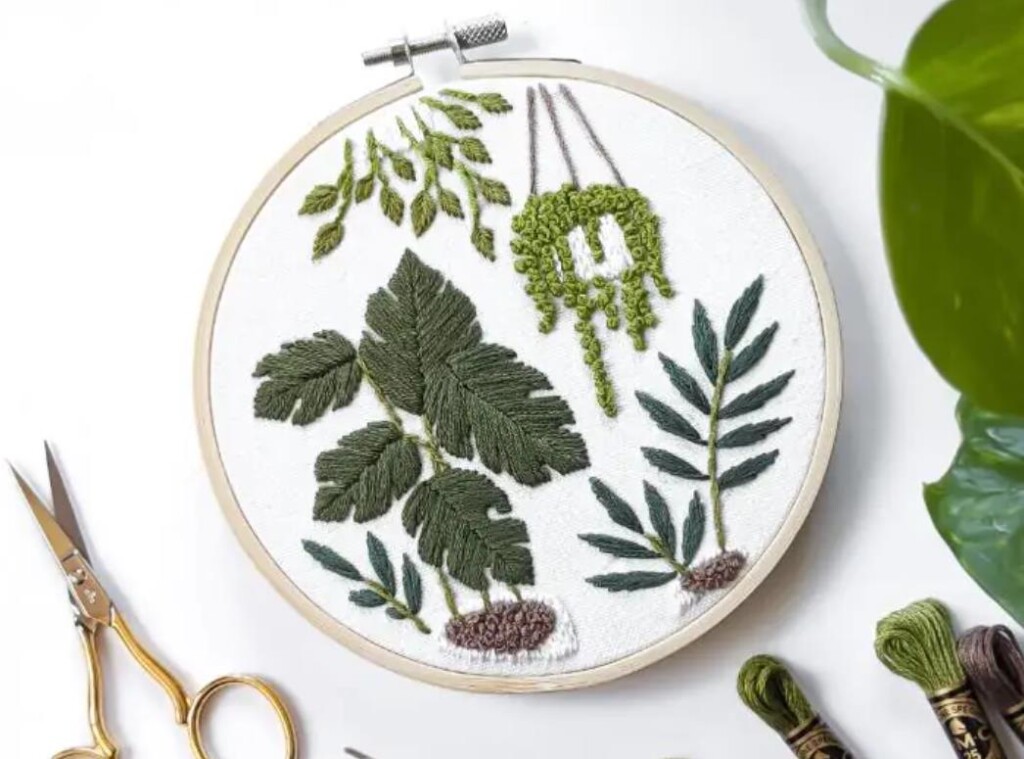 Kit de broderie à offrir en cadeau à quelqu'un qui aime le DIY