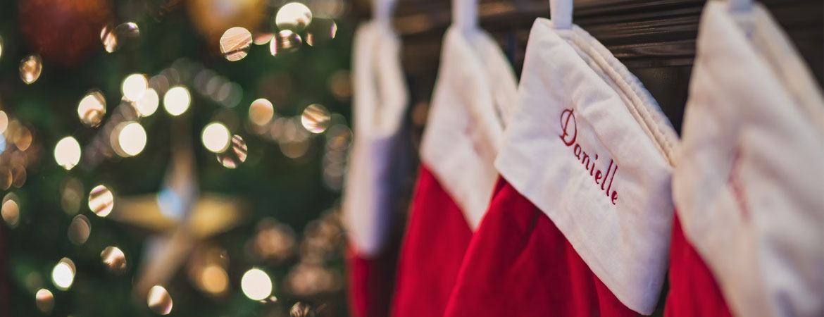 9 cadeaux de Noël pour hommes qui vont plus loin que les chaussettes et les  cravates