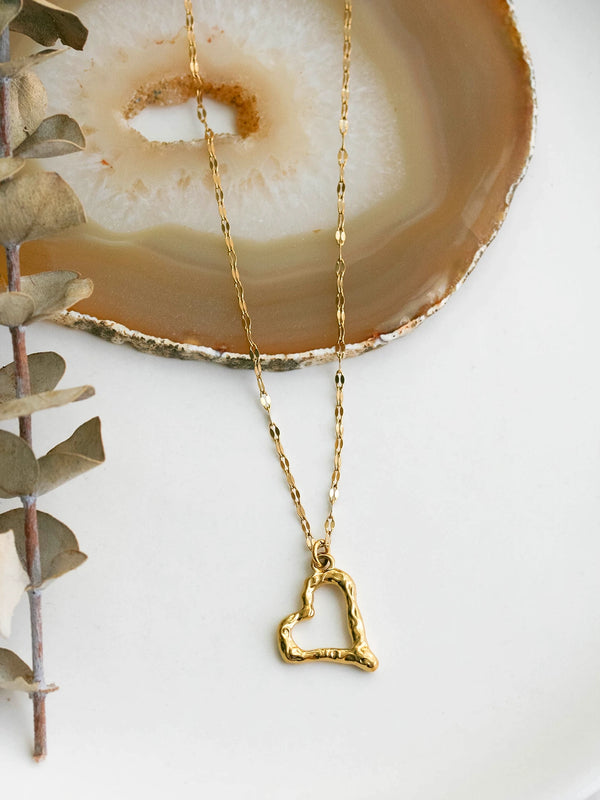 Collier en coeur – Simone