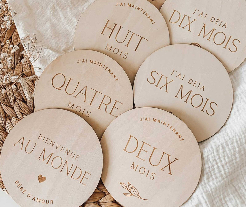 Pastilles d'étapes en bois pour bébé