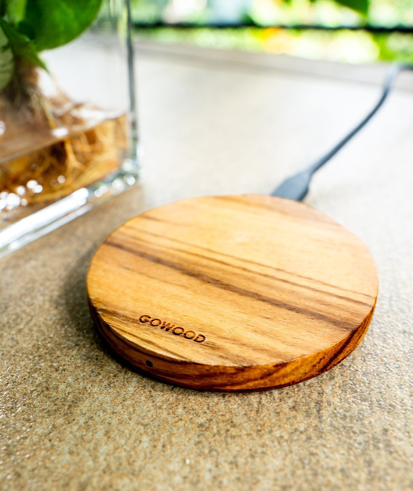 Chargeur sans fil en bois