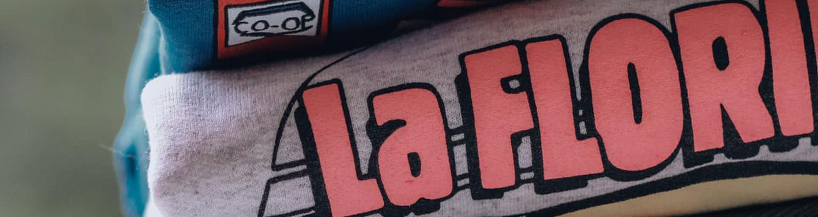 Vêtements d'entreprises québécoises (t-shirt, coton ouaté, pantalon, etc)