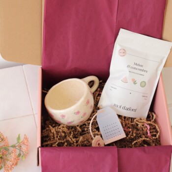 Coffret Cadeau Hôtesse Cozy : Thé, Tasse & Détente