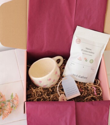 Coffret Cadeau Hôtesse Cozy : Thé, Tasse & Détente