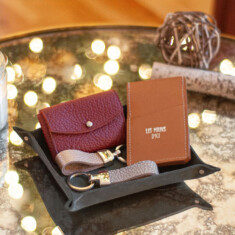 Produits et accessoires en cuir véritable