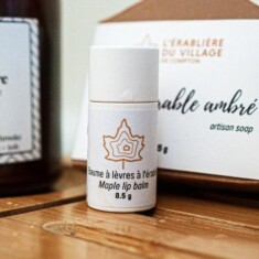 BAUME À LÈVRES À L'ÉRABLE